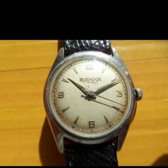 Very Collectible Rare 1960's SWISS BIENNA 17 Jewels Manual Men's Watch - Picture 4 of 9